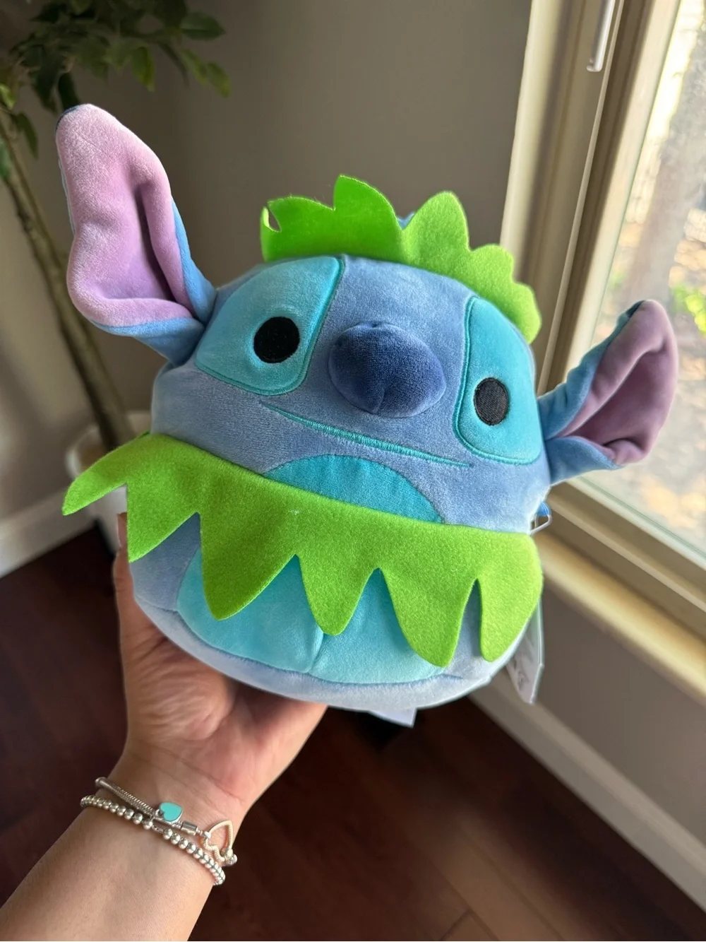 Squishmallows Disney 8 inch Stitch Hula Plush NWT